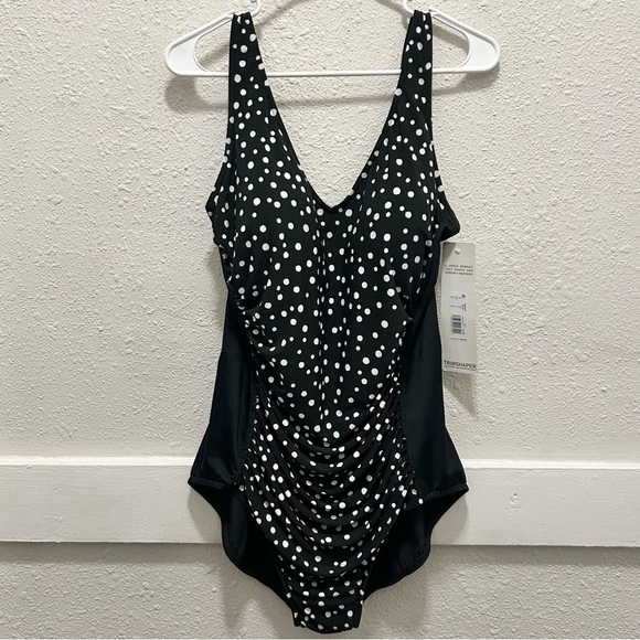 Trimshaper Jean One Piece Black with Polka Dots NWT Size 18 - Picture 4 of 9